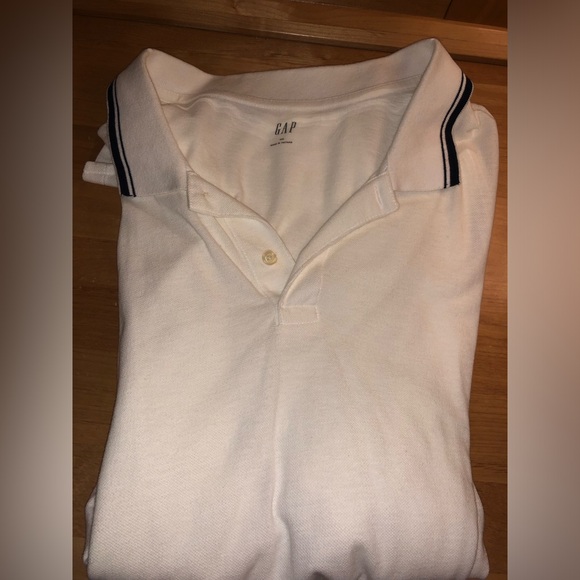 GAP t shirt polo by - Picture 4 of 4